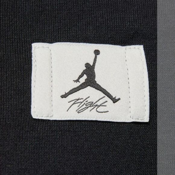 1226 NWT Jordan Women's Slim T-Shirt Black - Picture 3 of 7